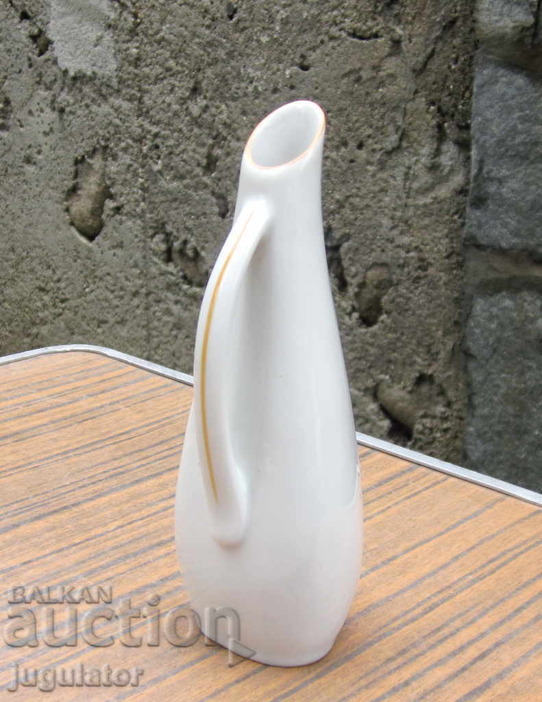 Delivery of old German porcelain jug grossbreitenbach Berlin Delivery of old German porcelain jug grossbreitenbach Berlin