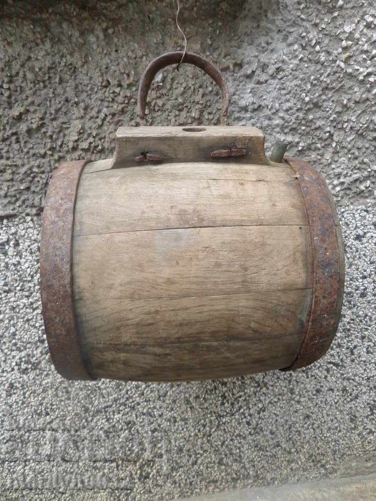 Old bucket, vase, barrel, wooden, pavour - 5