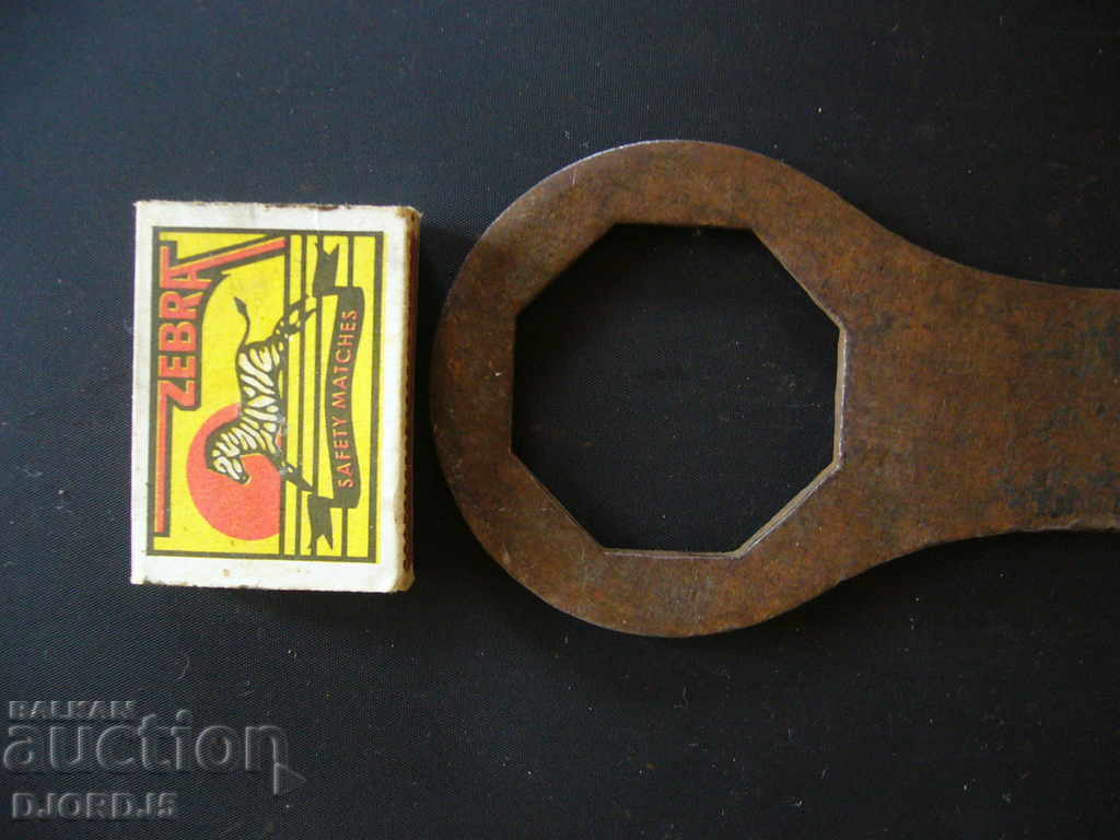 Old key hexagram - 7 Old key hexagram - 7