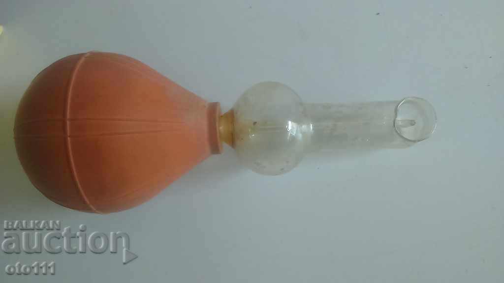 OLD COSMETIC PUMP with price 20.00 BGN | € 10.23 OLD COSMETIC PUMP with price 20.00 BGN | € 10.23