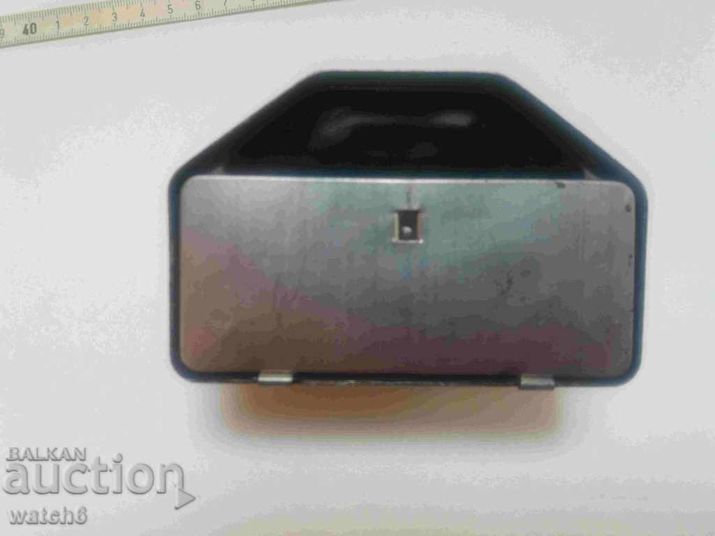 Παράδοση Παλιά γερμανική συσκευή διάτρησης με σήμανση Παράδοση Παλιά γερμανική συσκευή διάτρησης με σήμανση