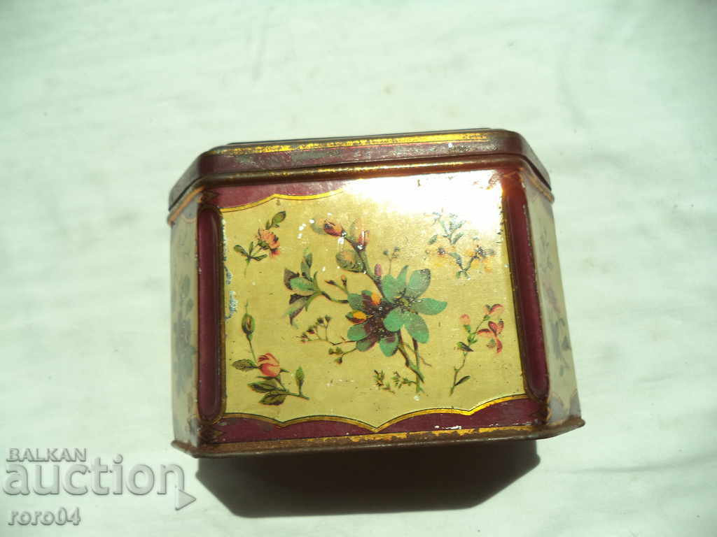 STAR LAMARINEN TEAK BOX - KINGDOM OF BULGARIA with price 40.50 BGN | € 20.71