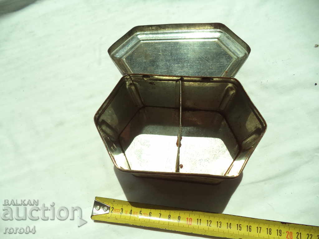 Auction  STAR LAMARINEN TEAK BOX - KINGDOM OF BULGARIA