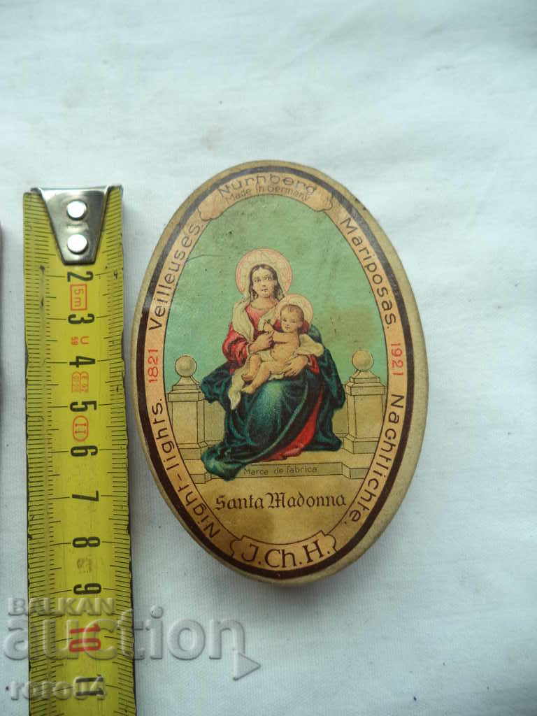 CUTII IN STARE - 2 FIGURI - REGATUL BULGARIEI cu preț 18.00 BGN | € 9.20 CUTII IN STARE - 2 FIGURI - REGATUL BULGARIEI cu preț 18.00 BGN | € 9.20