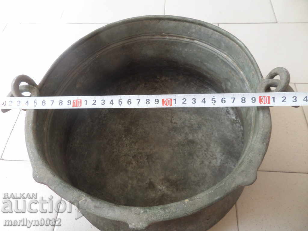 Tinned coin, cauldron, copper, copper vessel with price 85.00 BGN | € 43.46 Tinned coin, cauldron, copper, copper vessel with price 85.00 BGN | € 43.46