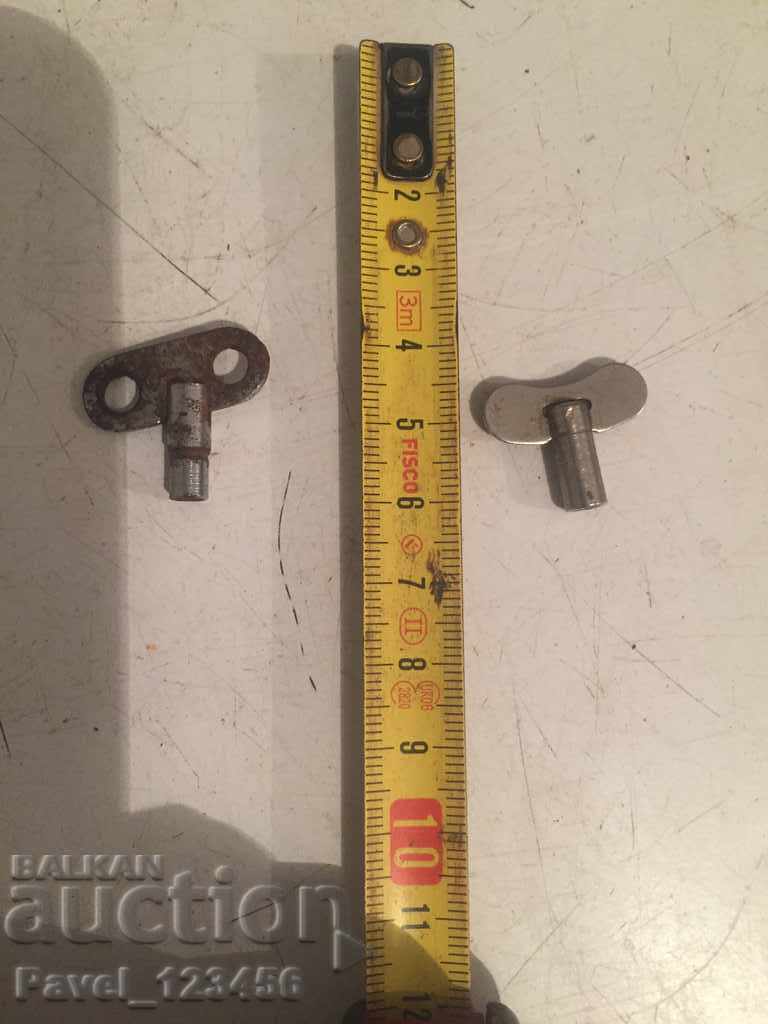 2 watch or mechanical toy keys