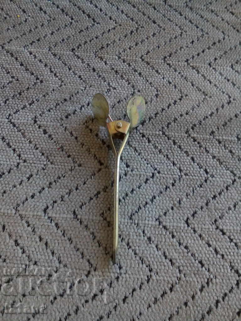 Old Fiba with price 5.00 BGN | € 2.56 Old Fiba with price 5.00 BGN | € 2.56