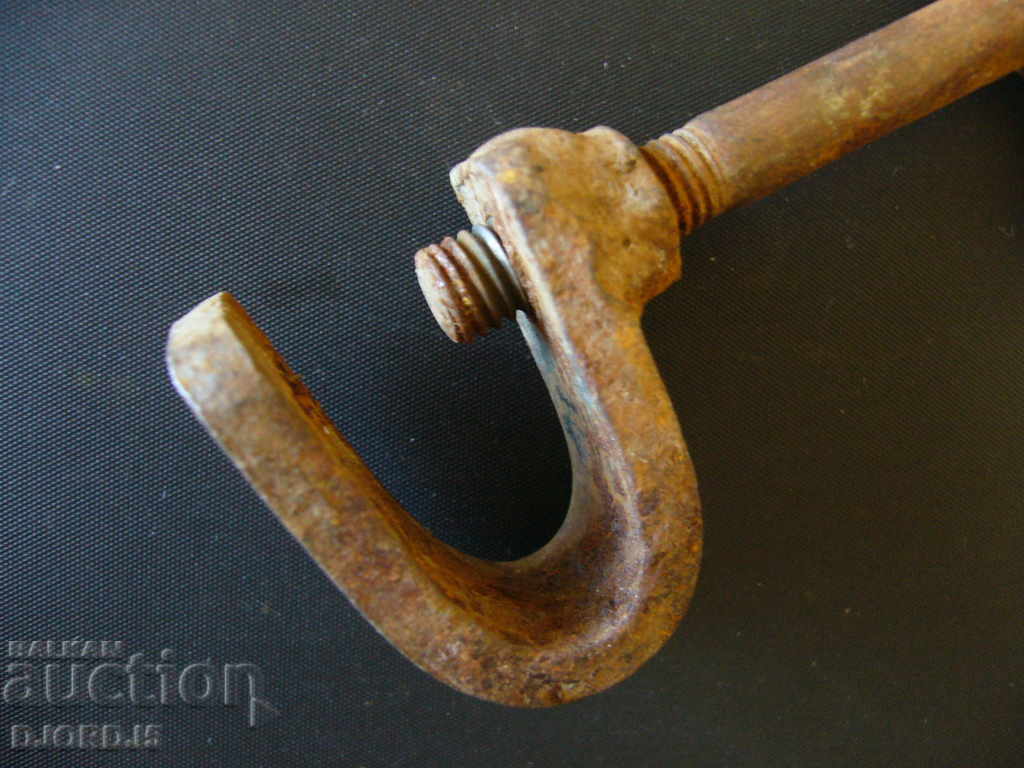 Auction Old tightening Auction Old tightening