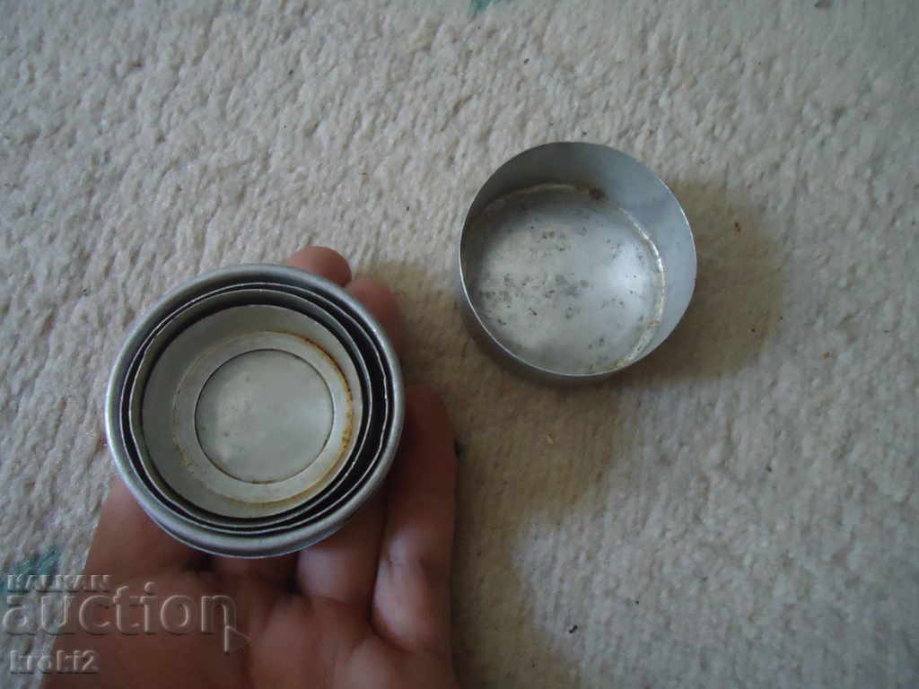 Licitație Pahar veche rabatabil din aluminiu