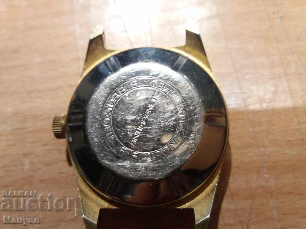 Sell old clock "Ruchla Dr lux" - GDR.RRRR with price 50.00 BGN | € 25.56 Sell old clock "Ruchla Dr lux" - GDR.RRRR with price 50.00 BGN | € 25.56