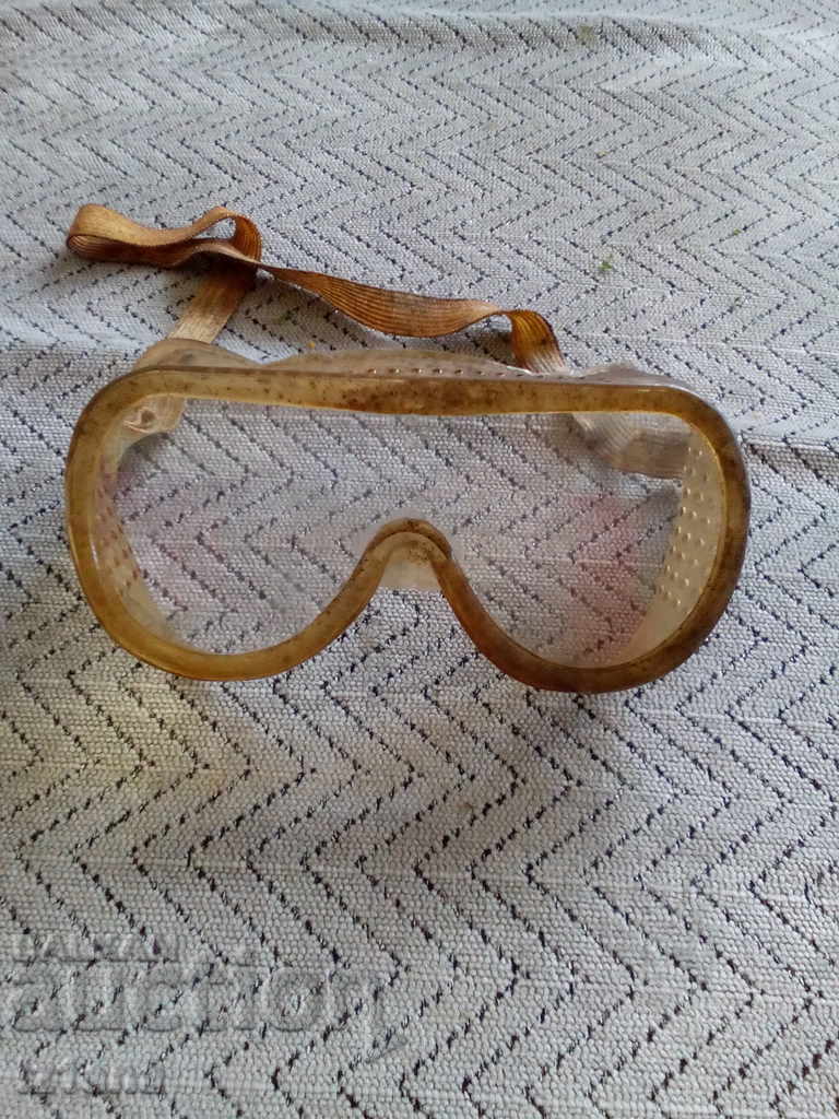Old safety glasses - 7 Old safety glasses - 7