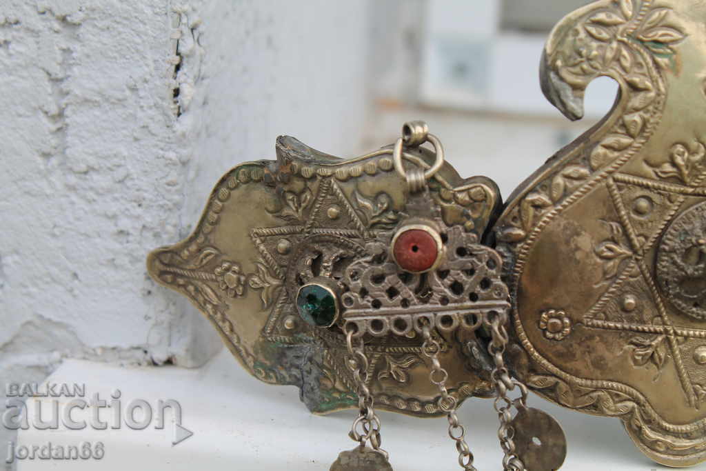 Auction  Silver Pafts