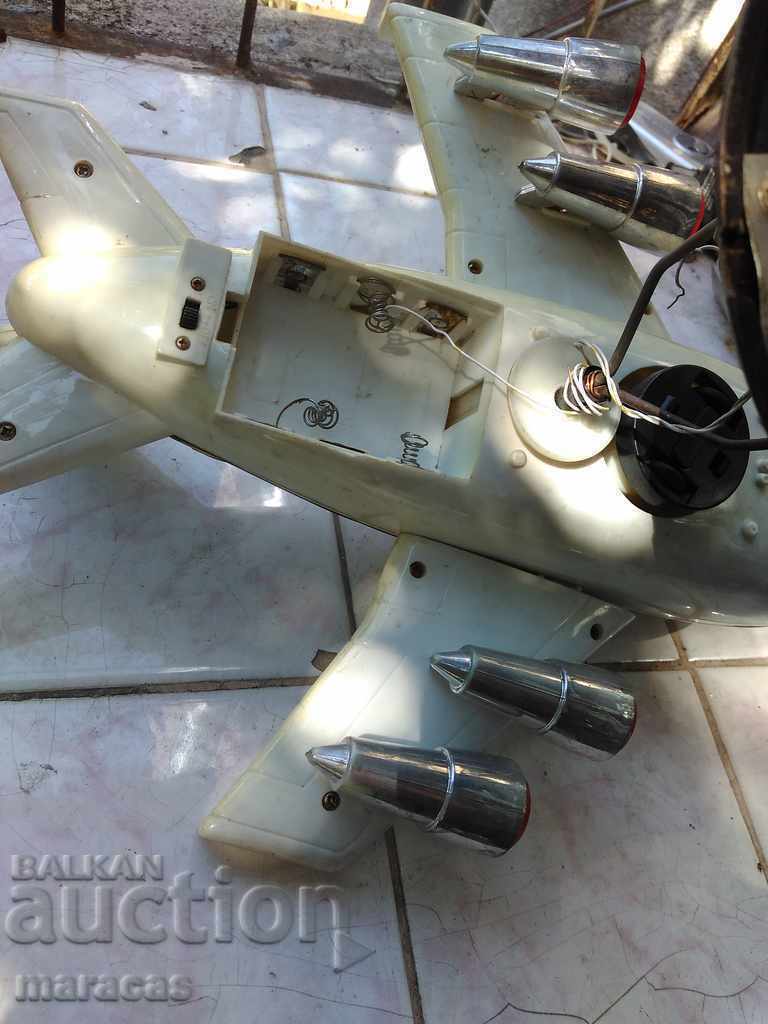 Auction Children's toy plane Auction Children's toy plane