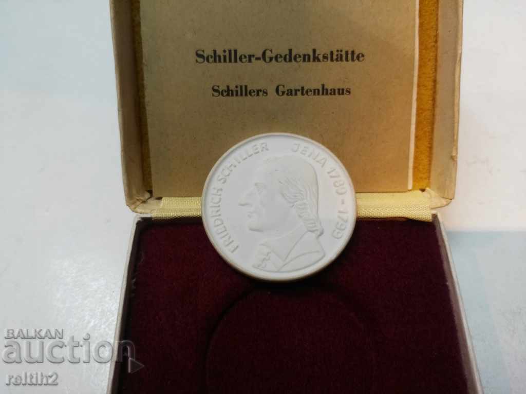 Delivery of Meissen porcelain plaque