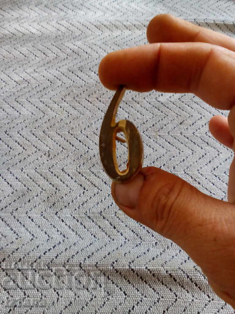 Delivery of Old brass figure, number Delivery of Old brass figure, number