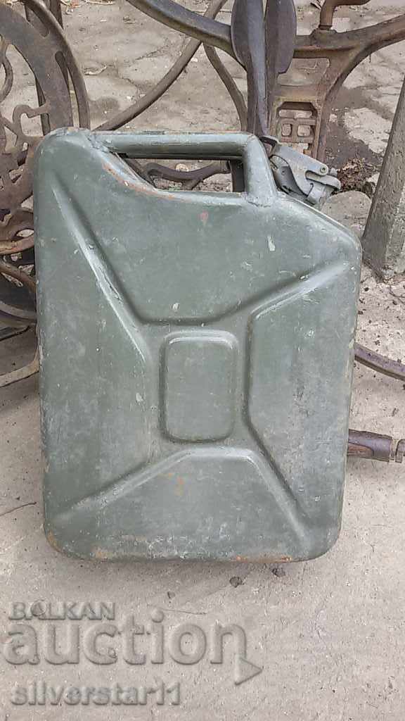 SANDRIK WERMACHT Fuel Tube WW2 WWII with price 61.00 BGN | € 31.19 SANDRIK WERMACHT Fuel Tube WW2 WWII with price 61.00 BGN | € 31.19