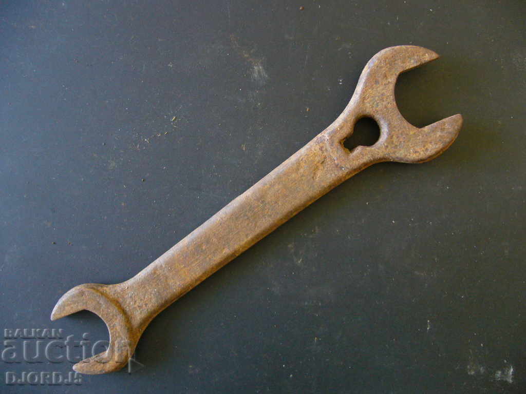 Old key with price 2.00 BGN | € 1.02