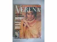 Magazine Verena with a gadget