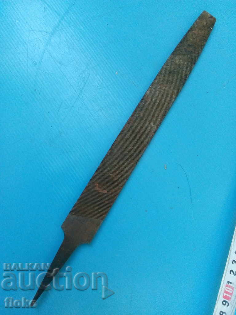 Auction She used old Auction She used old