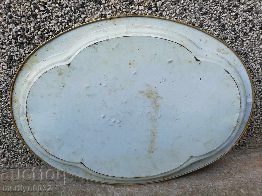 Old casserole tray, service with price 39.00 BGN | € 19.94 Old casserole tray, service with price 39.00 BGN | € 19.94