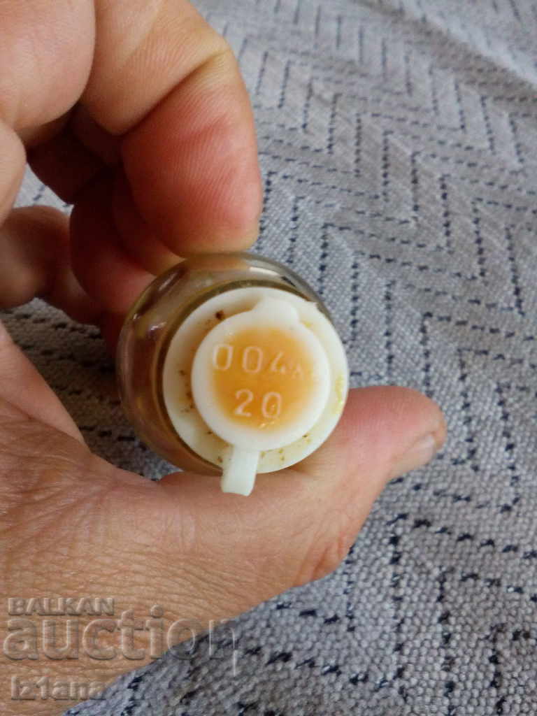 Delivery of Old bottle of hardener Delivery of Old bottle of hardener