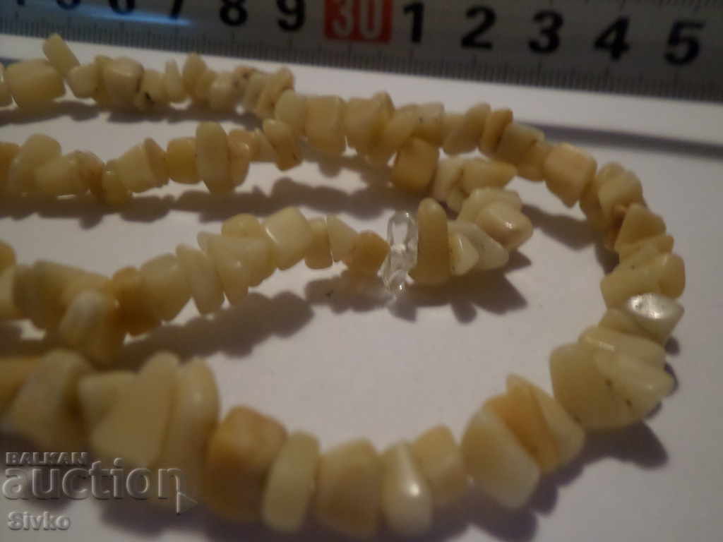 Δημοπρασία Κολιέ με φυσικές πέτρες Δημοπρασία Κολιέ με φυσικές πέτρες