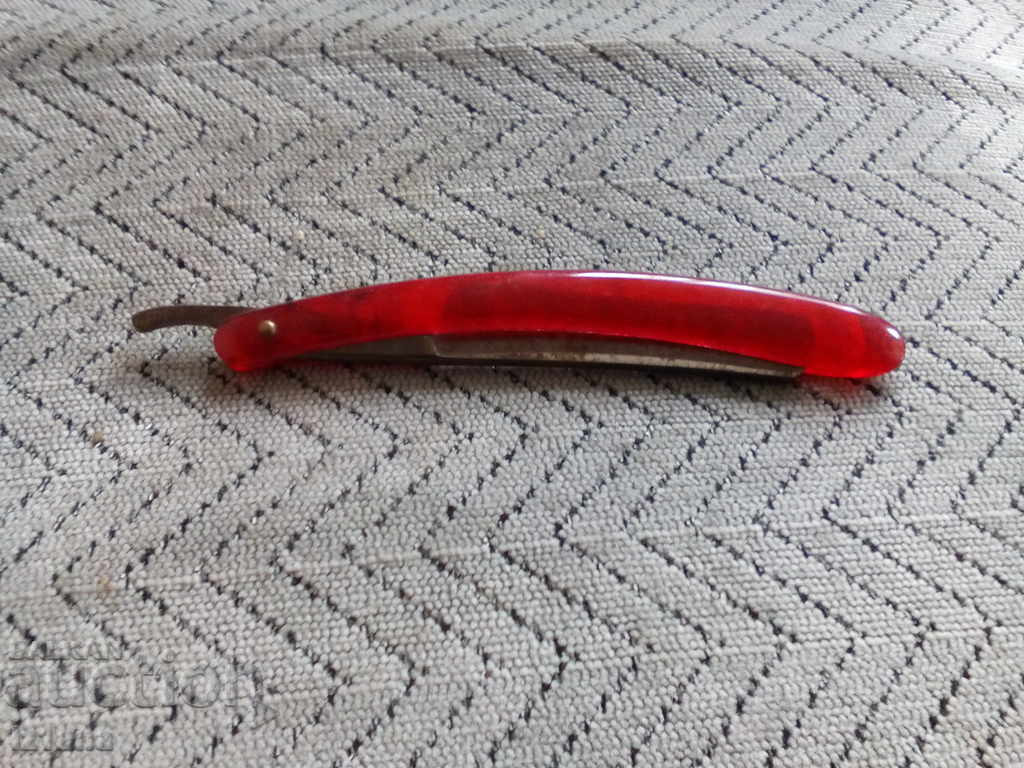 Παλιά ξυριστική μηχανή YACHT Παλιά ξυριστική μηχανή YACHT