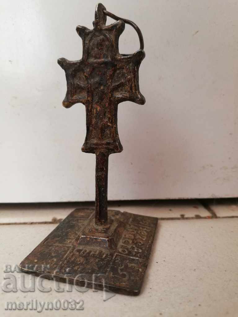 Licitație Sigiliu ceremonial din bronz renascentist pentru prescură, cruce, răstignire