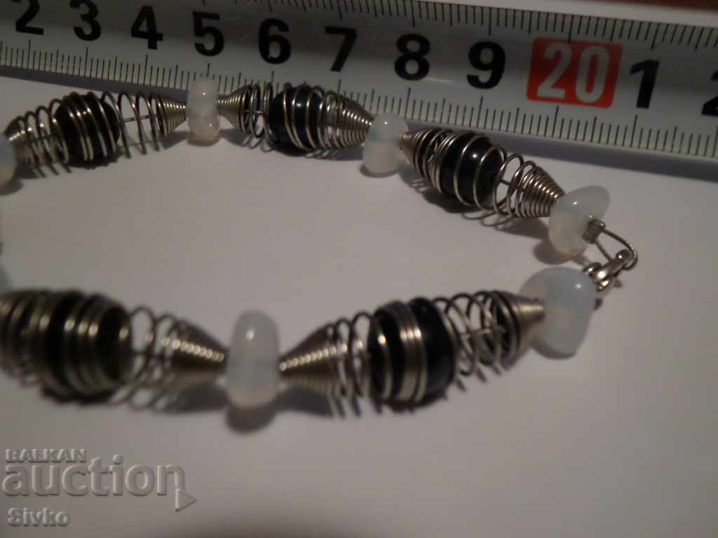 Auction  Necklace with moonstone
