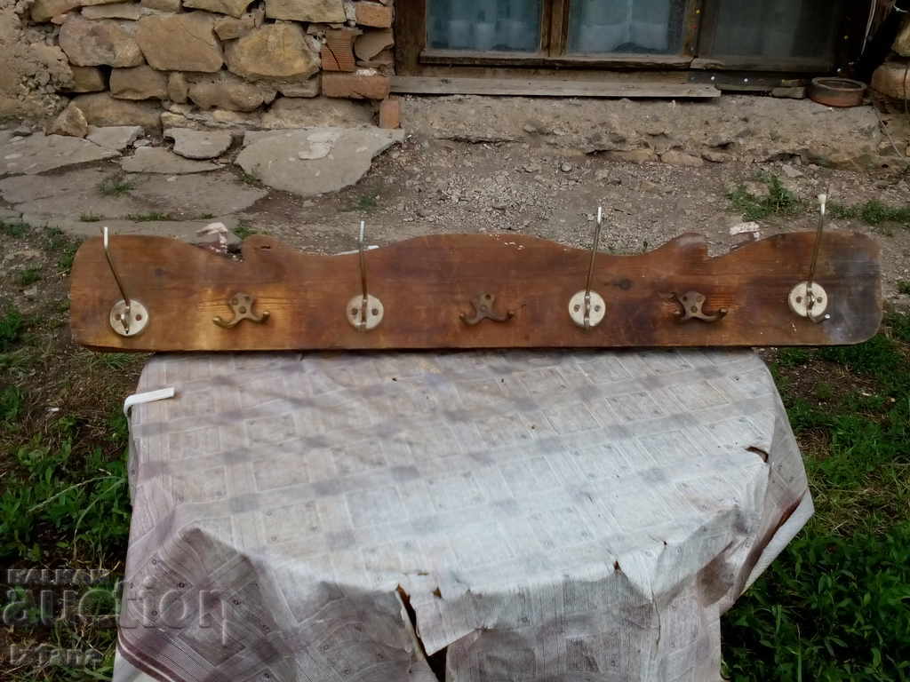 Vintage coat hanger - 6 Vintage coat hanger - 6