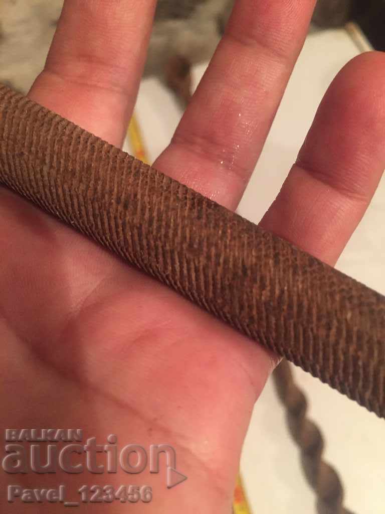 Unelte vechi cu preț € 5.00 | 9.78 BGN Unelte vechi cu preț € 5.00 | 9.78 BGN