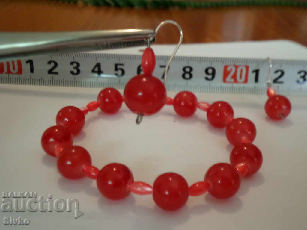 Auction  Carnelian Bracelet and Earrings Set