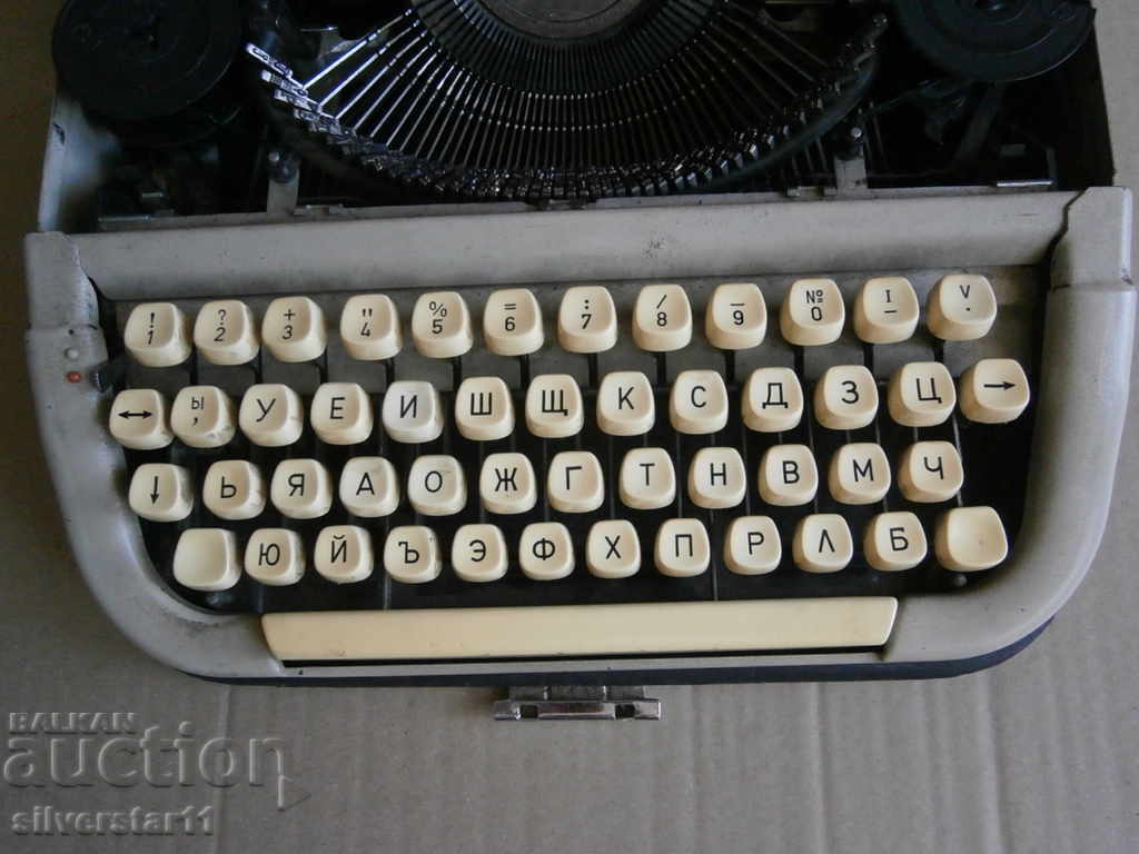 social typewriter - 5 social typewriter - 5