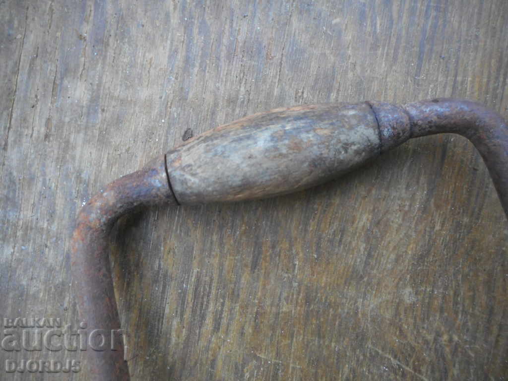 Delivery of An old chopper, a screwdriver Delivery of An old chopper, a screwdriver