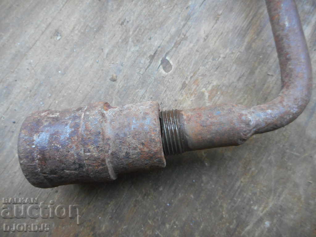 An old chopper, a screwdriver - 6 An old chopper, a screwdriver - 6