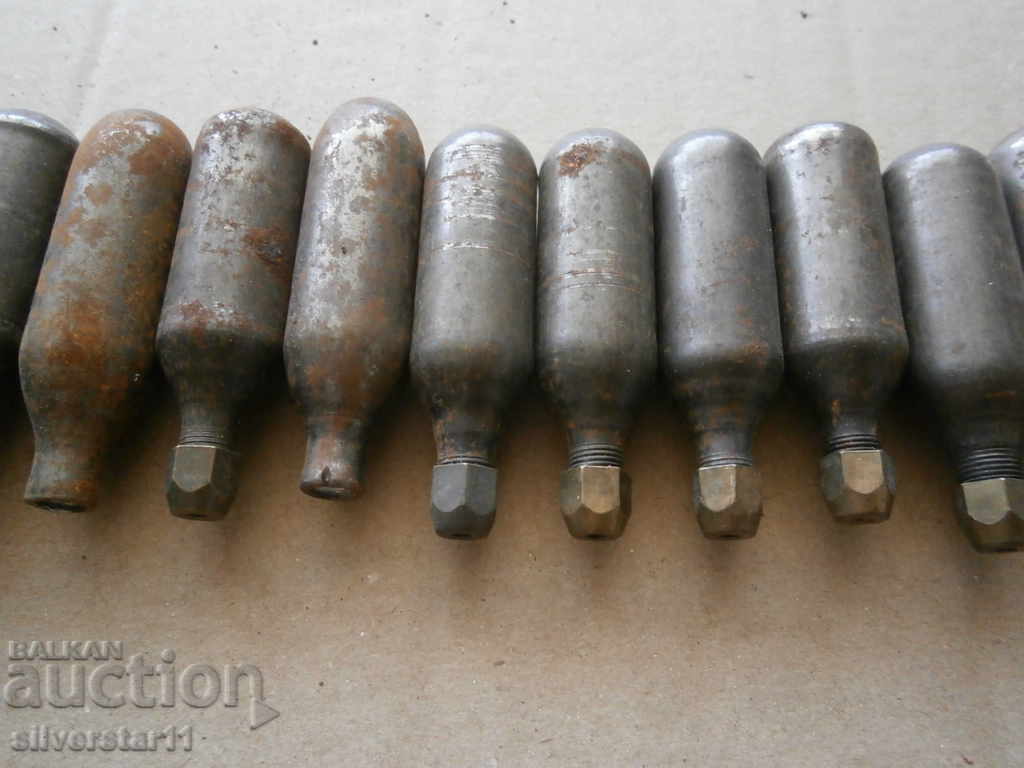 Auction carbonated water siphon chuck Auction carbonated water siphon chuck