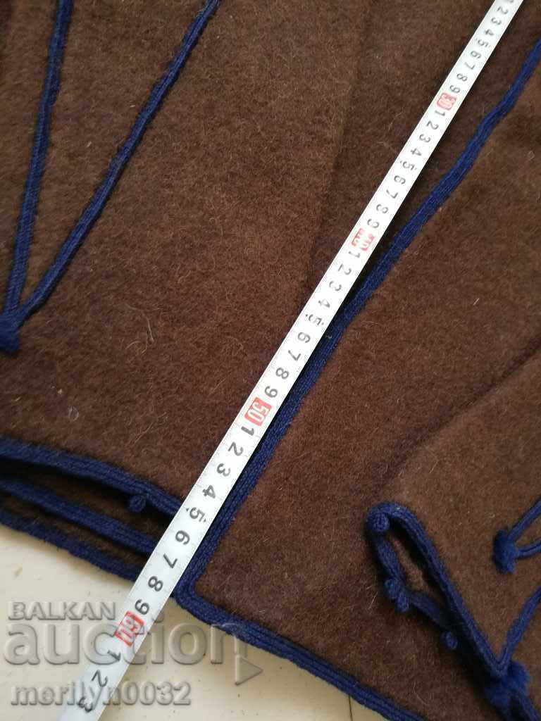 Delivery of Old woven anteria from shayak gaytan shirt costume Delivery of Old woven anteria from shayak gaytan shirt costume