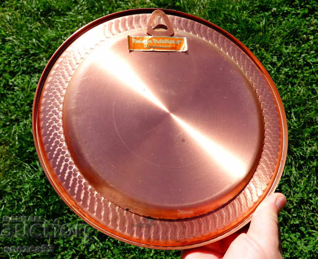 Copper platter, tray, plate with lithograph of standing lions with price 17.00 BGN | € 8.69