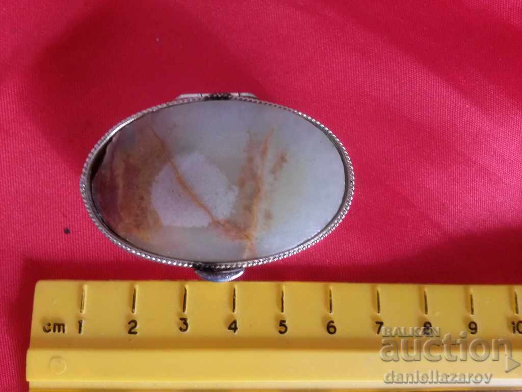 Delivery of Old Metal Box with ONYX for EMFIE