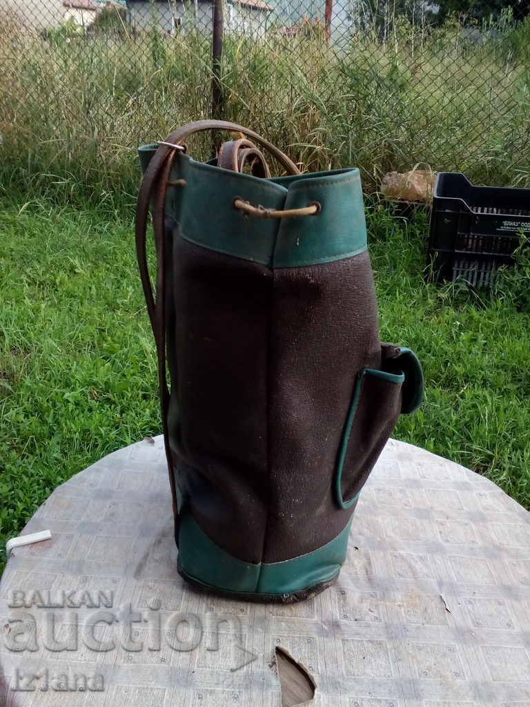 Old children's backpack - 6