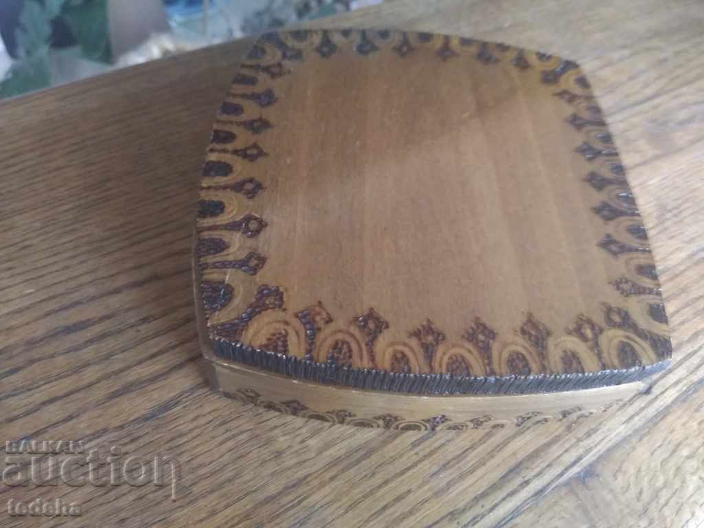 БЗЗЦ !!! STAR, WOOD, 100% HAND MADE FROM Lev with price 10.00 BGN | € 5.11 БЗЗЦ !!! STAR, WOOD, 100% HAND MADE FROM Lev with price 10.00 BGN | € 5.11