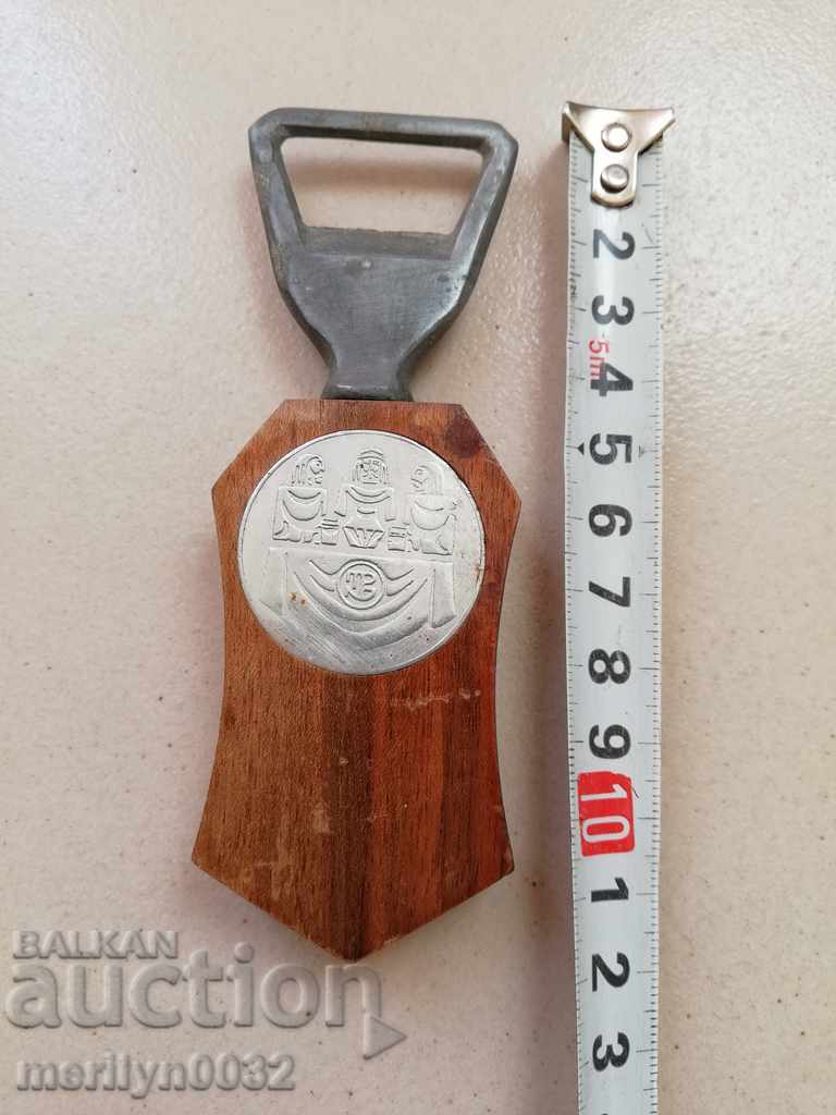 Παράδοση Παλιά σοσιαλιστική ανοιχτήρι Βέλικο Τάρνοβο λοφίο Παράδοση Παλιά σοσιαλιστική ανοιχτήρι Βέλικο Τάρνοβο λοφίο