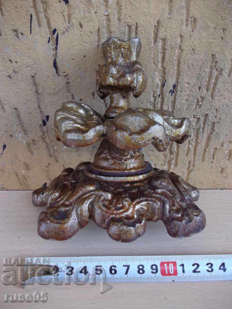 Auction Candlestick for an aluminum alloy candle Auction Candlestick for an aluminum alloy candle