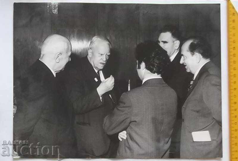 Academician Todor Pavlov 2 old photos + book with autograph - 5 Academician Todor Pavlov 2 old photos + book with autograph - 5