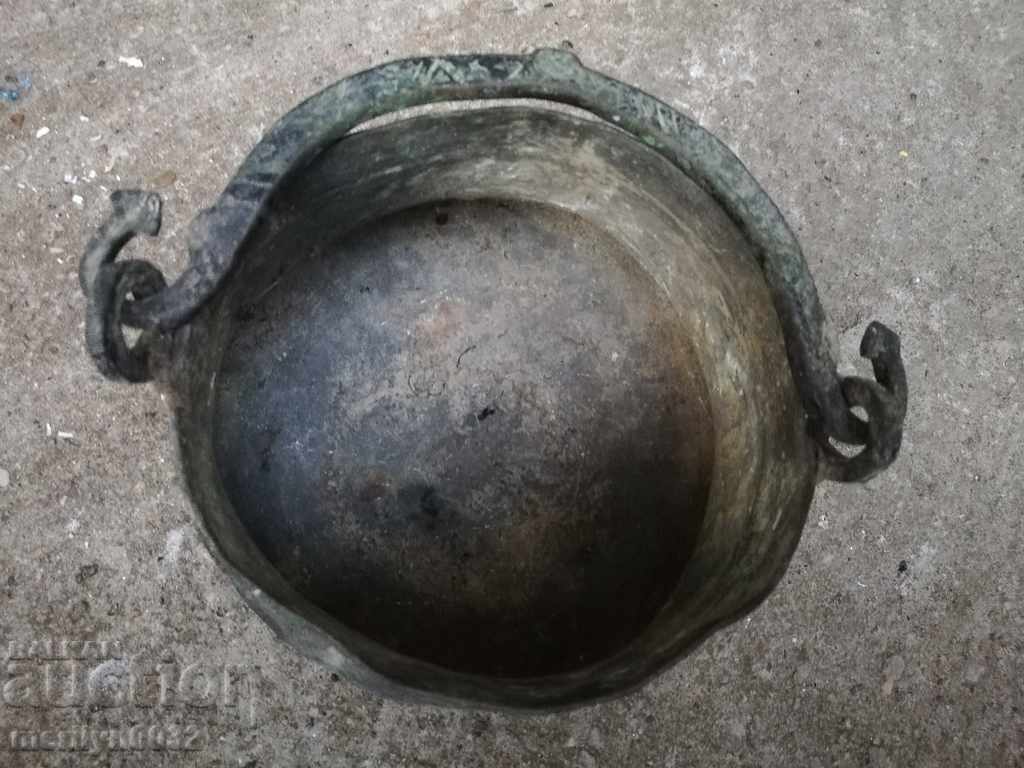 An old bacon, a baker, a pot, a boiler, a copper pot - 7 An old bacon, a baker, a pot, a boiler, a copper pot - 7