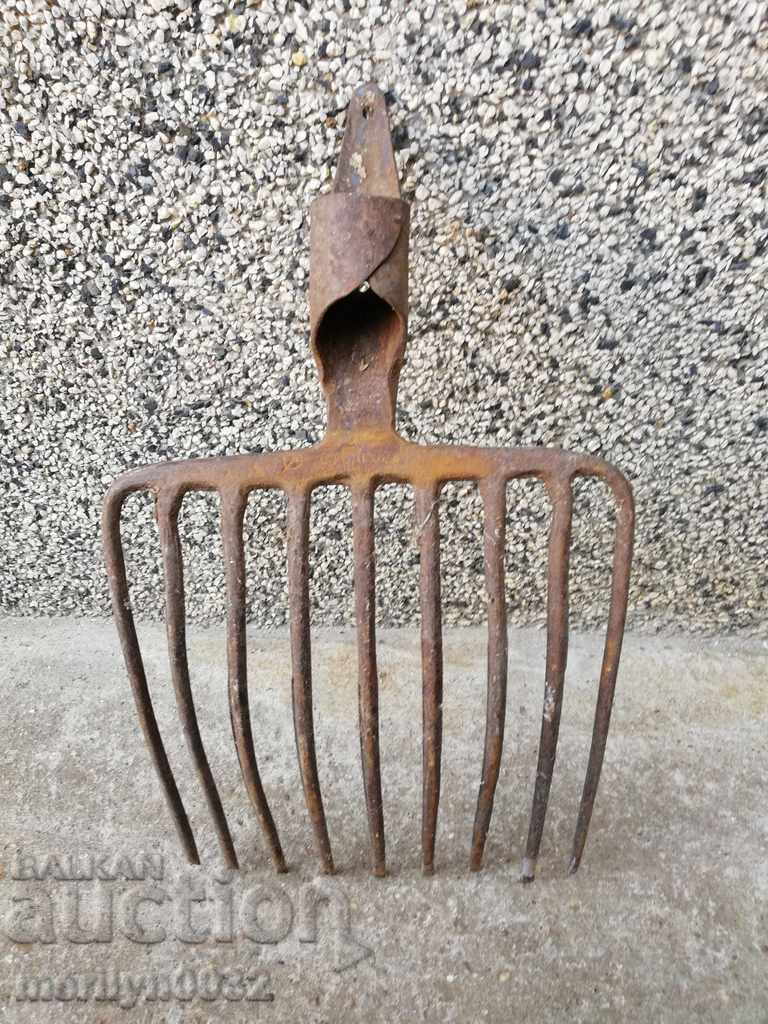 Old villa, wrought iron instrument with price 39.00 BGN | € 19.94