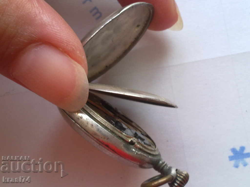 Доставка на Сребърен, джобен часовник Доставка на Сребърен, джобен часовник