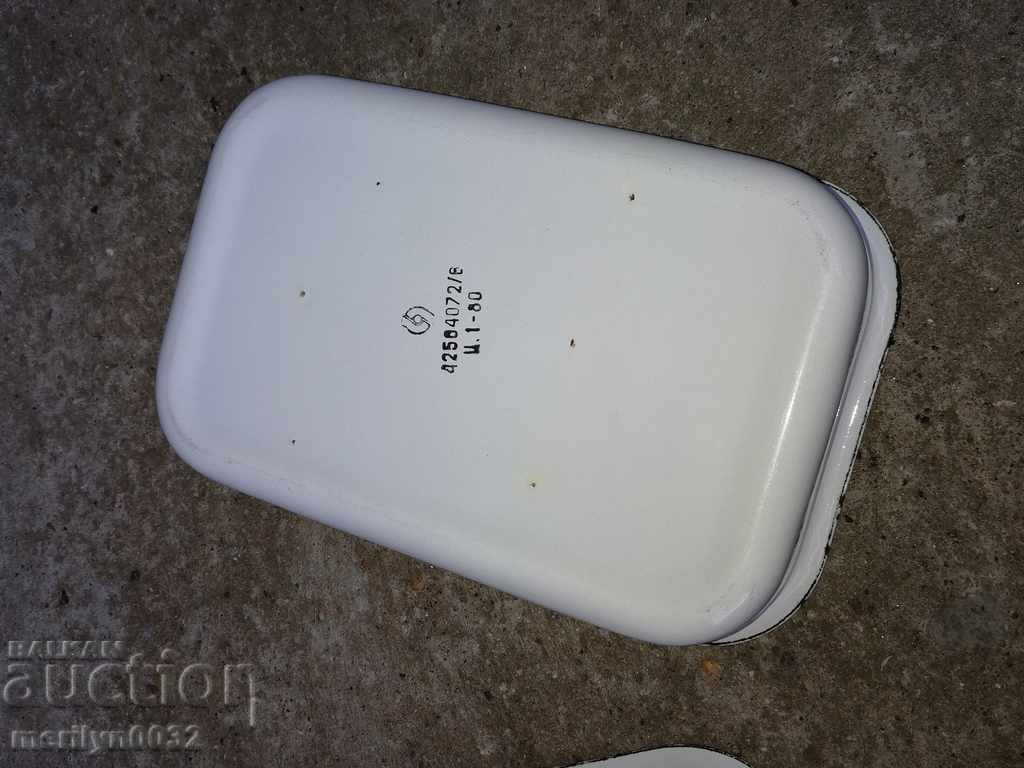Old enamel food box, enamel dish, jug - 5 Old enamel food box, enamel dish, jug - 5