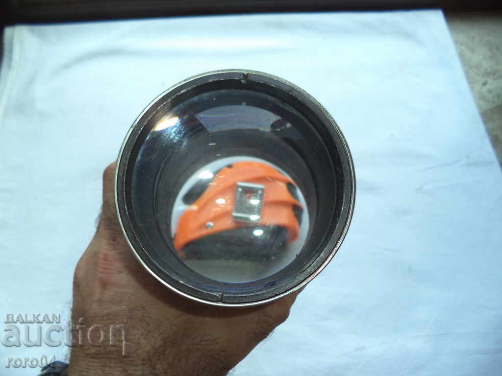 LARGE OLD EYEWEAR IN EXCELLENT CONDITION