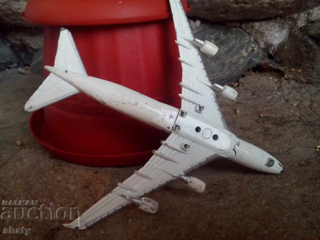 Auction Old metal plane. Auction Old metal plane.